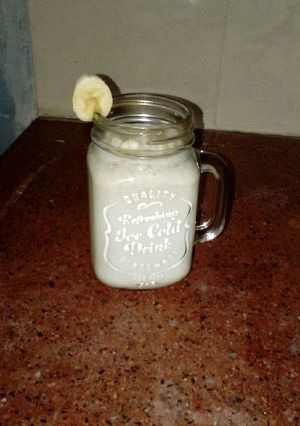 Una foto de Licuado de banana con avena