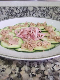Una foto de Ensalada de calabacín