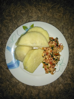 A picture of Yam and vegetable egg.