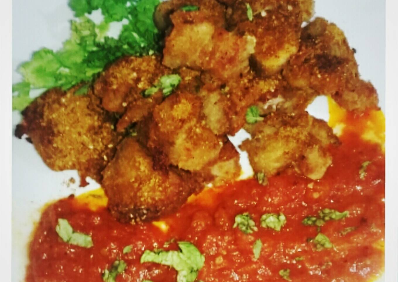 Tomatoes chutney with fry fish