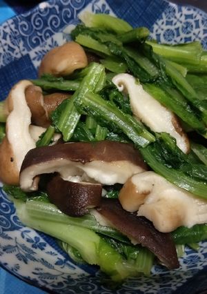 鮮香菇炒A菜 的食譜成品照片
