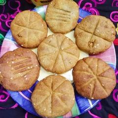 A picture of Wheat flour Jaggery biscuits.