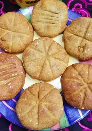 A picture of Wheat flour Jaggery biscuits.