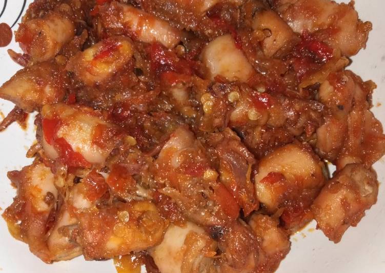 Cara Gampang Menyiapkan Sambal bawang pedas cumi asin, Enak