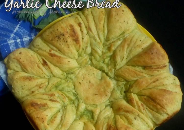 Garlic Cheese Bread