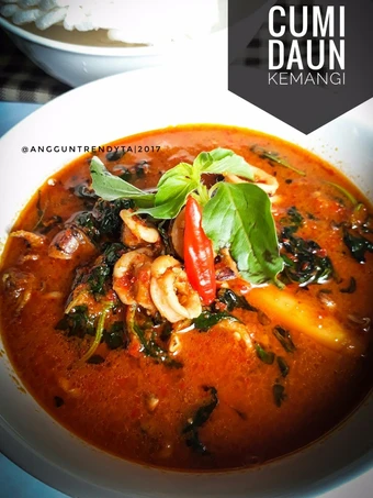 Langkah Mudah untuk Menyiapkan Resep Cumi daun kemangi yang Menggugah Selera Anti Ribet, Mantap Sekali