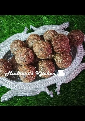 डिंकाचे लाडू  (dinkache laddu recipe in marathi) रेसिपी चे मुख्य फोटो 