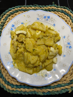 Una foto de Patatas aliñadas