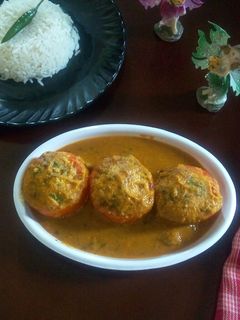 টমেটোর দোলমা (Tomato dolma recipe in Bengali) রেসিপির প্রধান ছবি