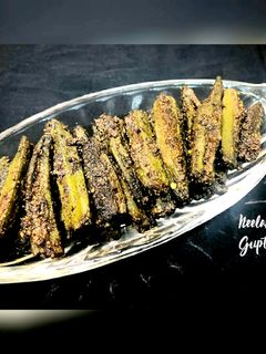 भरवा मसाला भिंडी (Bharva masala bhindi recipe in Hindi) रेसिपी मुख्य फोटो
