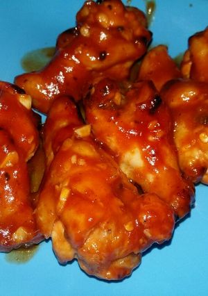 รูปของ ปีกไก่อบซอส
