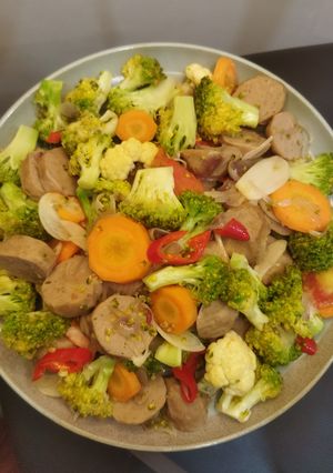 Foto resep Tumis bakso brokoli
