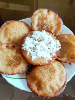 সুজির পিঠে(soojir pithe recipe in Bengali) রেসিপির প্রধান ছবি