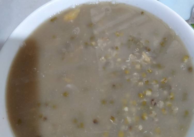 Bubur kacang ijo tanpa santan 🥣