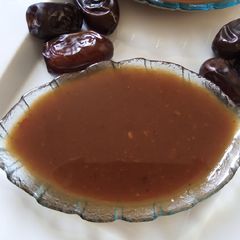 A picture of Imli Khajur Ki Chutney.