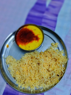 कढ़ी चावल (kadhi chawal recipe in Hindi) रेसिपी मुख्य फोटो