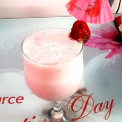 A picture of Strawberry milkshake.