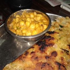 A picture of Punjabi chole masala.