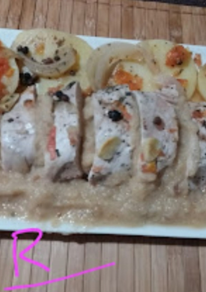 Una foto de Solomillo de pavo con puré de manzana