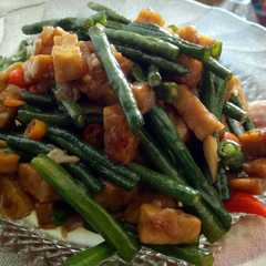 Tumis kacang panjang + tempe রেসিপির প্রধান ছবি