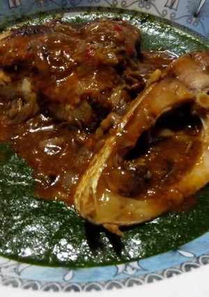 A picture of Ewedu with fish sauce.