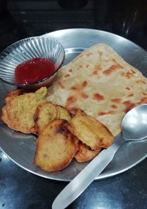 A picture of Aloo gobhi pakora.