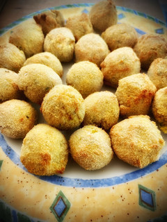 Una foto de Croquetas de garbanzos (en airfryer)