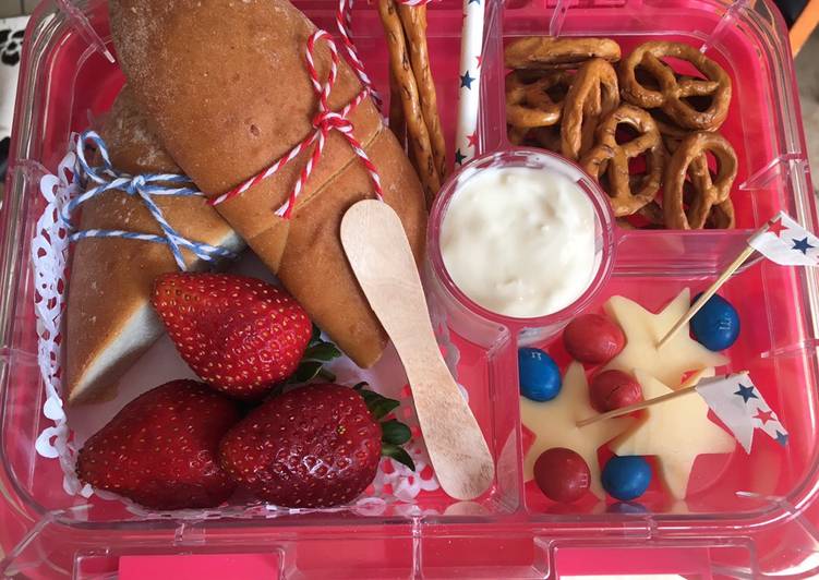 How to make a French style lunch box Oui Oui!