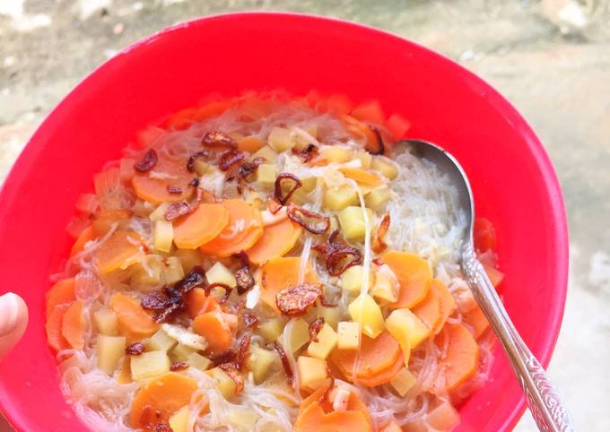 Cara Gampang Menyiapkan Sayur Sop bihun ala anak kos (super murah dan enak) yang Lezat