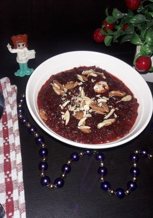 A picture of Beetroot carrot halwa.
