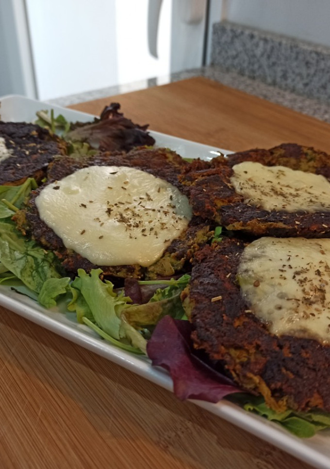 Una foto de Mini tortillas de verduras 🥦 con mozzarella🍴