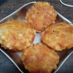A picture of Sabudana tikki.