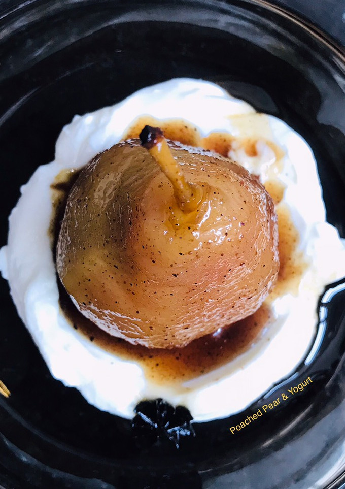 A picture of Spiced Poached Pear.