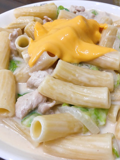 奶油雞肉筆管麵 的食譜成品照片