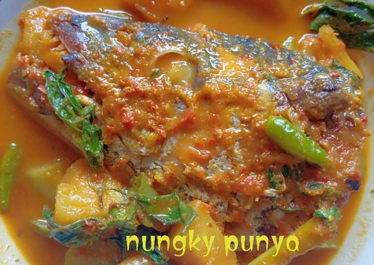 Gulai kepala ikan
