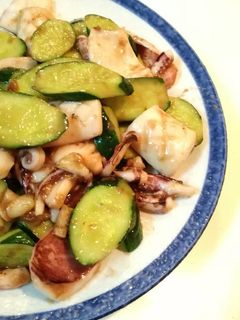 Foto resep Tumis Cumi Mentimun ala Restaurant Cina