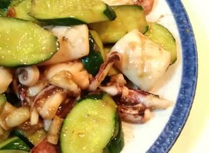 Foto resep Tumis Cumi Mentimun ala Restaurant Cina