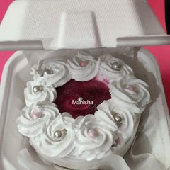 A picture of Black Currant Bento Cake 🎂.