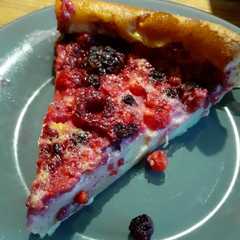 A picture of Clafoutis aux fruits rouges.