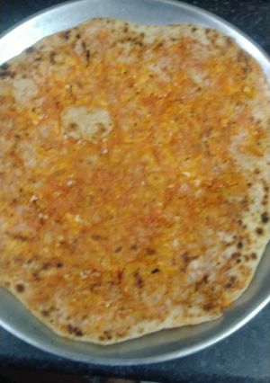 गाजर का पराठा (Gajar ka paratha recipe in Hindi) रेसिपी मुख्य फोटो