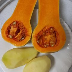 A picture of Potatoes butternut squash.