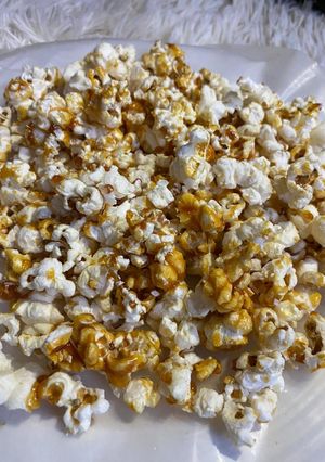 صورة لوصفة فشار بالكراميل 😋🍿"