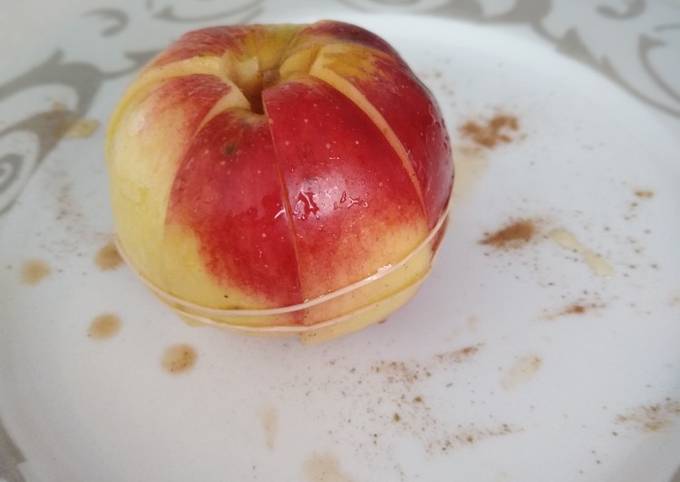 κύρια φωτογραφία συνταγής Μήλο έκπληξη