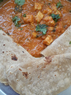 பன்னீர் பட்டர் மசாலா (Paneer butter masala recipe in tamil) செய்முறை முக்கிய புகைப்படம்