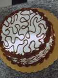 Torta de chocolate con cobertura de suspiro
