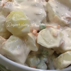 A picture of Potato salad.
