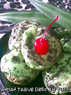 Foto resep Soes Pandan Tabur Oreo