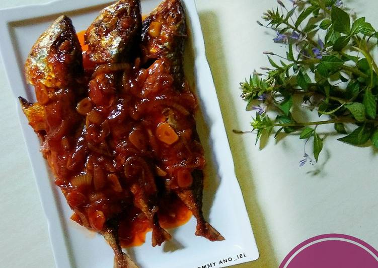 Resep Ikan Peda Goreng Saos Pedas Manis yang nikmat