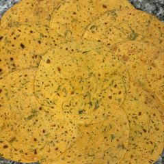 A picture of Masala Khakhra.