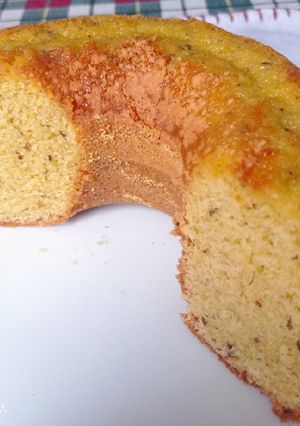 Una foto de Torta de polenta (bolo de fubá). Receta 100% brasileña 🇧🇷